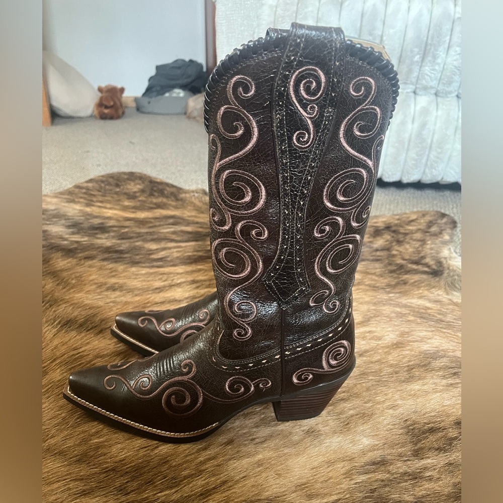 Ariat Dark Brown Embroidered Heeled Boots - Picture 3 of 9